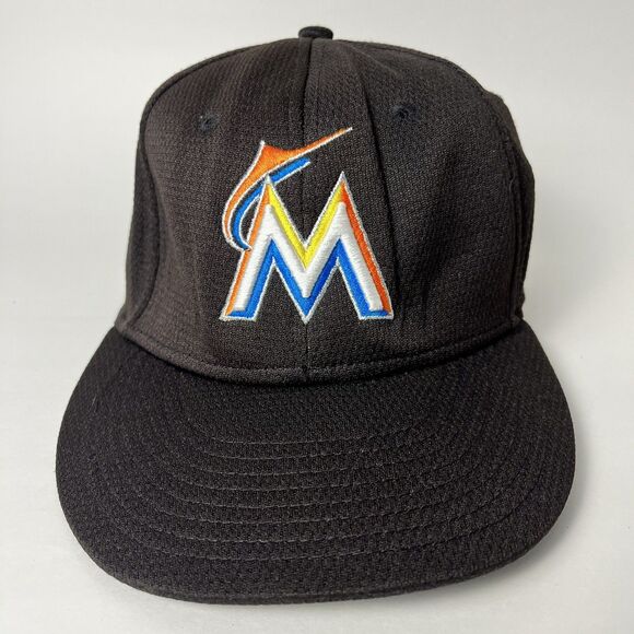 Florida Marlins New Era 9Twenty Hat Snapback Black Cooperstown Unstructured Cap - Picture 1 of 7